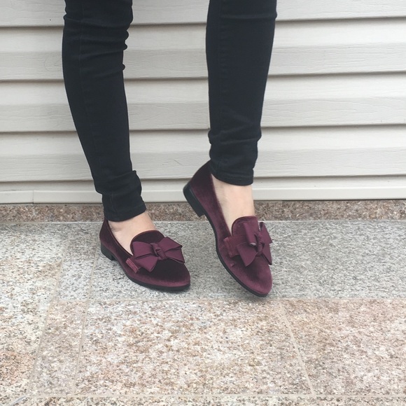NWT Burgundy velvet loafers - Picture 4 of 4